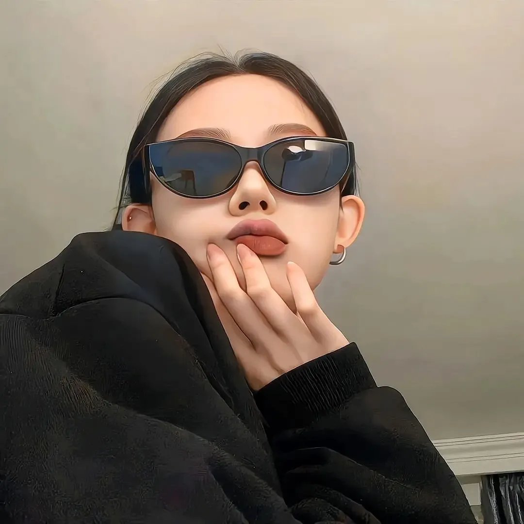 视频里曝光后我手撕颠婆